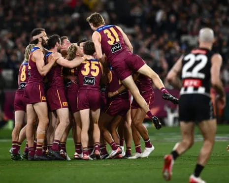 Brisbane Crush Collingwood to Secure Championship Battle Against The Cats